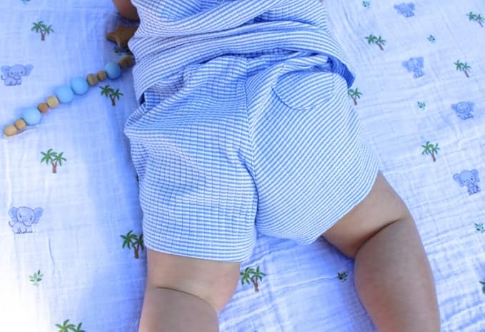 100% Muslin Cotton Swaddle Blankets, Pack of 4, 47 x 47 inches (120 cm x 120 cm), Ultra-Soft, Breathable, Hypoallergenic, Lion/Elephant/Giraffe/Zebra Designs