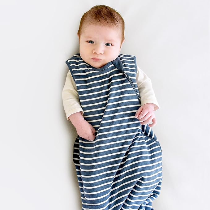 Woolino Merino Wool and Organic Cotton Baby Sleep Bag - 4 Season Classic Sleep Sack - Two-Way Zipper Sleeping Bag for Baby and Toddler - 0-6 Months - Navy Blue