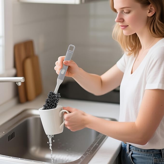 Peitushengjin Bottle Brush Cleaning Set: Includes 2 Three-in-one Portable Travel Crevice Brushes and 1 Cup Brush with Removable Handle. Ideal for Cleaning lids, Straws, and Water Bottles.