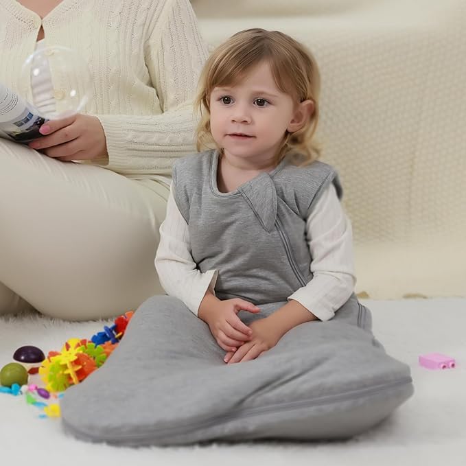 Mosebears Unisex Rayon Made from Bamboo Wearable Blanket with 2-Way Zipper,2.5 Tog Baby Winter Sleep Sack (Grey,0-6 Months)