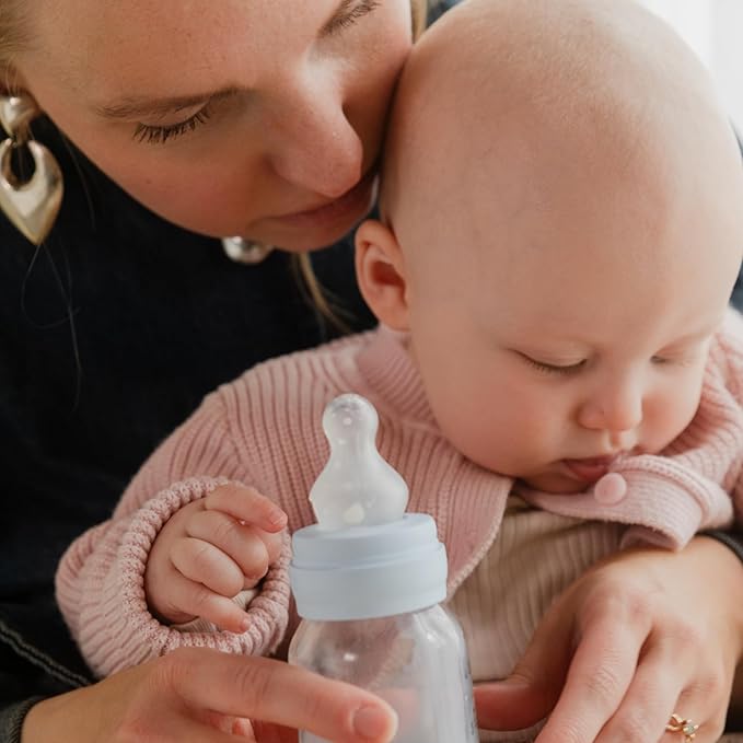 BIBS Baby Bottle 5 oz / 150 ml Silicone Nipple - Anti-Colic, BPA-Free, Round Nipple, Slow Flow, Lightweight & Easy to Clean, Suitable for Newborns 0+ Years - Sage