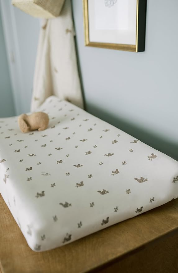 Oilo Changing Pad Cover, Breathable Organic Cotton Fitted Jersey, 300 Thread Count, Machine Wash, Fits Standard Changing Pads (32" x 16"), Heirloom Organic Collection, Squirrel