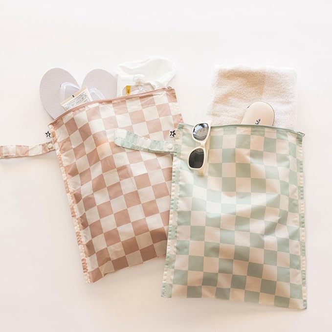 Tiny Twinkle Mess Proof Wet Bags | 1-Pack Reusable Waterproof Wet Bags for Swimsuits | Baby Clothes | Travel & Diaper Bag (Beige Checkers)