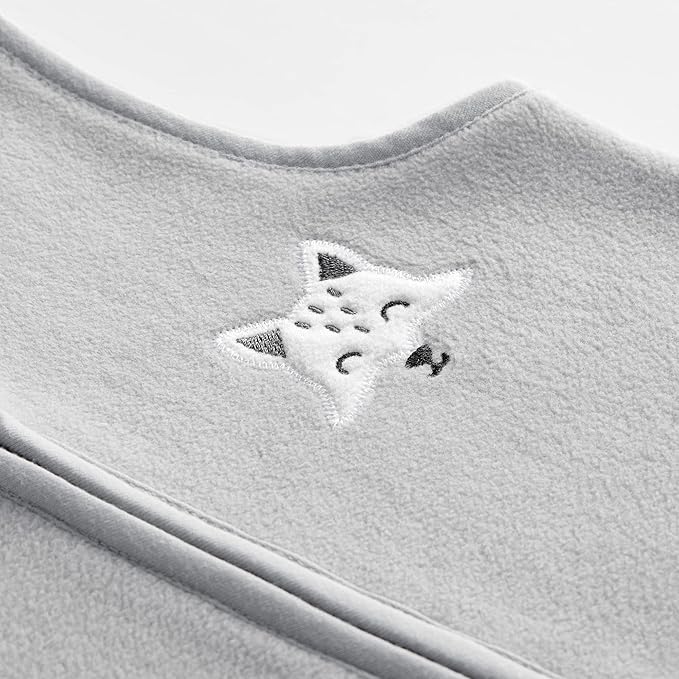 DaysU Micro Fleece Baby Sleep Sack 12-18 Months, 1.0 TOG Baby Sleeveless Wearable Blanket with 2-Way Zipper, Sleeping Bag for Baby Unisex, 1 Pack, Light Grey Fox