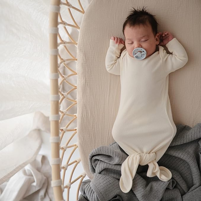 mushie Extra Soft Muslin Fitted Crib Sheet | 192 Thread Count | 28"x 52" (Fog)
