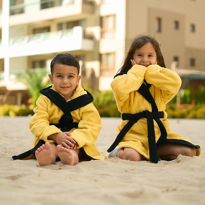 BAGNO MILANO Kids Organic Turkish Cotton Hooded Beach Cover-Up Towel, GOTS Certified, for Boys and Girls (Tiger Yellow, 3-4 Years)