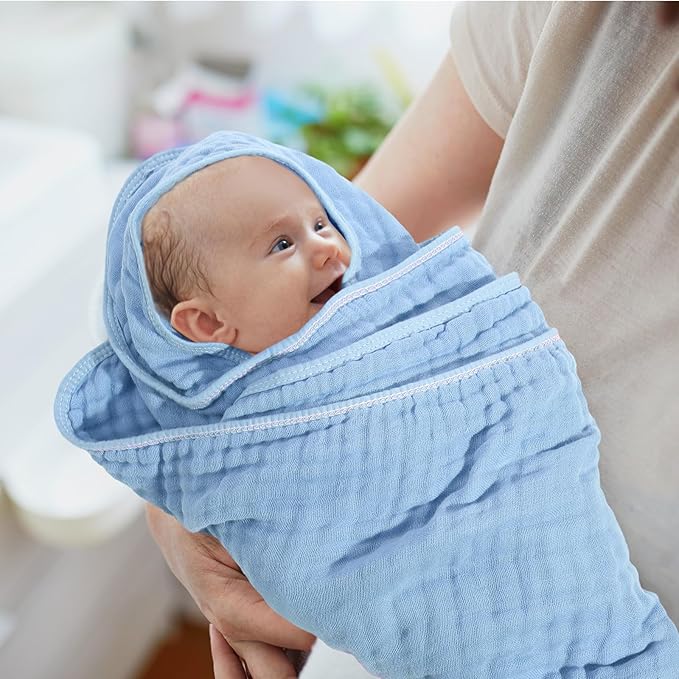 Peryiter 4 Pcs Muslin Hooded Baby Towels 32x32inch Cotton Newborn Bath Essentials Muslin Infant Blankets Absorbent Registry Baby Shower Present for Babies Girl Boy Kids (Blue Series)