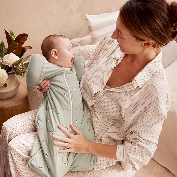 Love to Dream Swaddle UP, Transition Bag Warm 2.5 TOG, Gently Help Baby Safely Transition from Being Swaddled to Arms Free