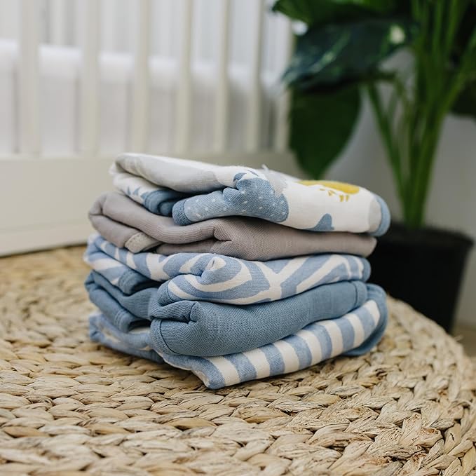 Featherhead™ 5-Pack Muslin Burp Cloths for Baby Boy Large 22" X 11" - Ultra Soft & Extra Absorbent Cotton Terry Backing (Blue Balloons)