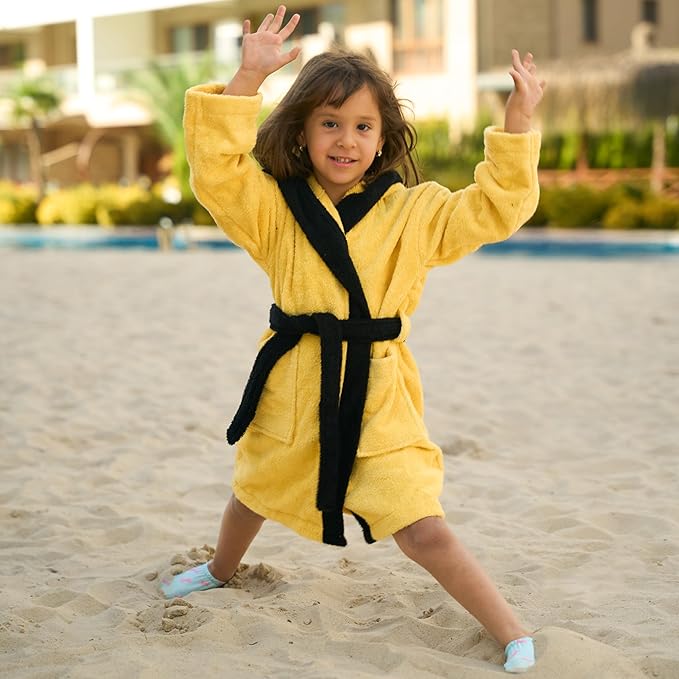 BAGNO MILANO Kids Organic Turkish Cotton Hooded Beach Cover-Up Towel, GOTS Certified, for Boys and Girls (Tiger Yellow, 5-6 Years)