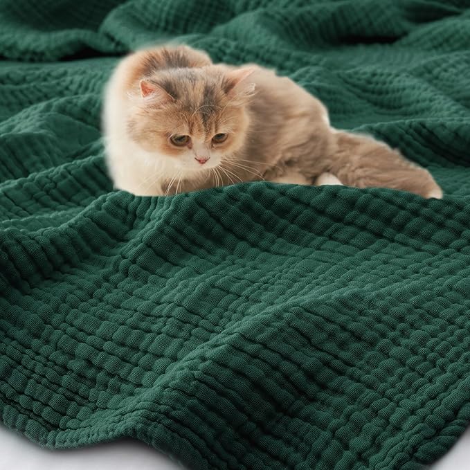 Carriediosa 100% Cotton Muslin Throw Blanket 108" X 90" King Size，4-Layers Summer Gauze Throws for Bed Couch，Soft Lightweight Breathable Linen Blankets Bedspread for Adults All Season，Dark Green