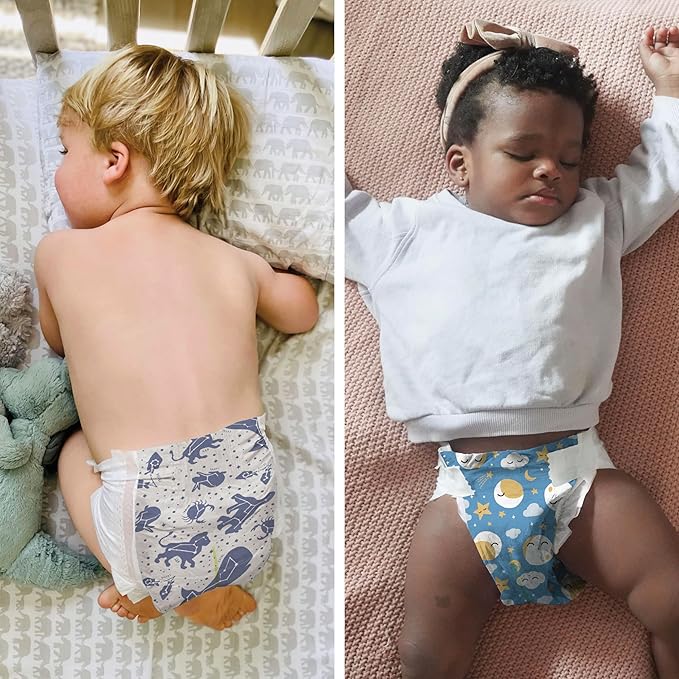 The Honest Company Comfort Dry Disposable Overnight Diapers for Sensitive Skin, Hypoallergenic, Baby Cozy Cloud and Star Signs Design Club Box Size 3 (16–28 lbs) 52 Count